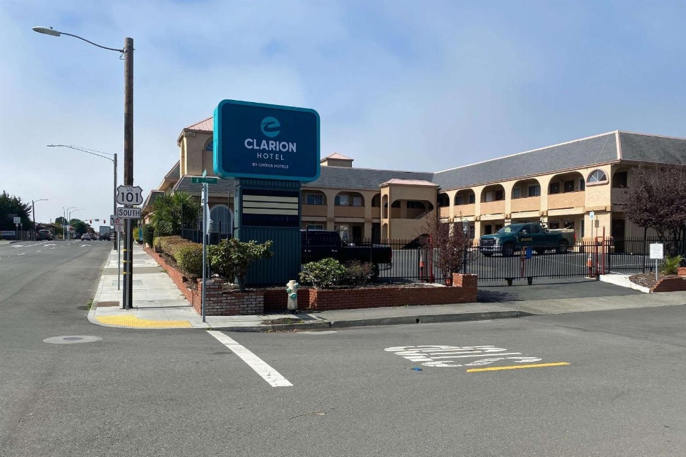 Clarion Hotel By Humboldt Bay Main image